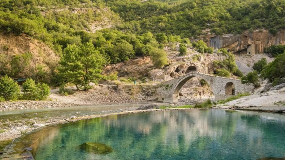 Nga Bënja tek parku Retro e Tushemishti, FSHZH lidh 7 kontrata me vlerë 16 mln euro